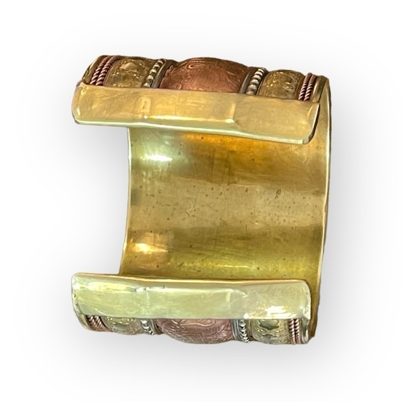 VTG | 68g Copper & Brass Ornate Cuff - Picture 5 of 5